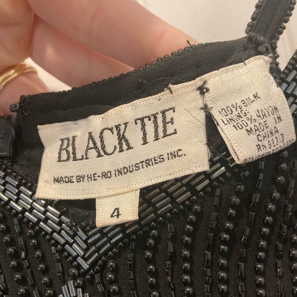 Black Tie silk beaded dress size 4 - Picture 5 of 10